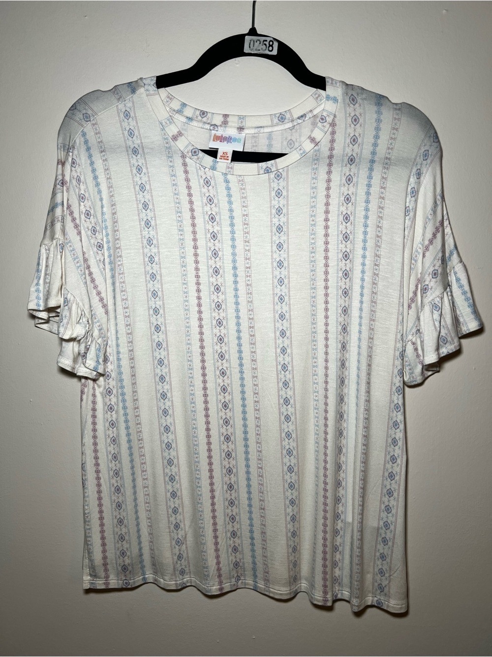 LuLaRoe Dahl Lightweight Ivory Tee with Blue & Mauve Stripe Pattern